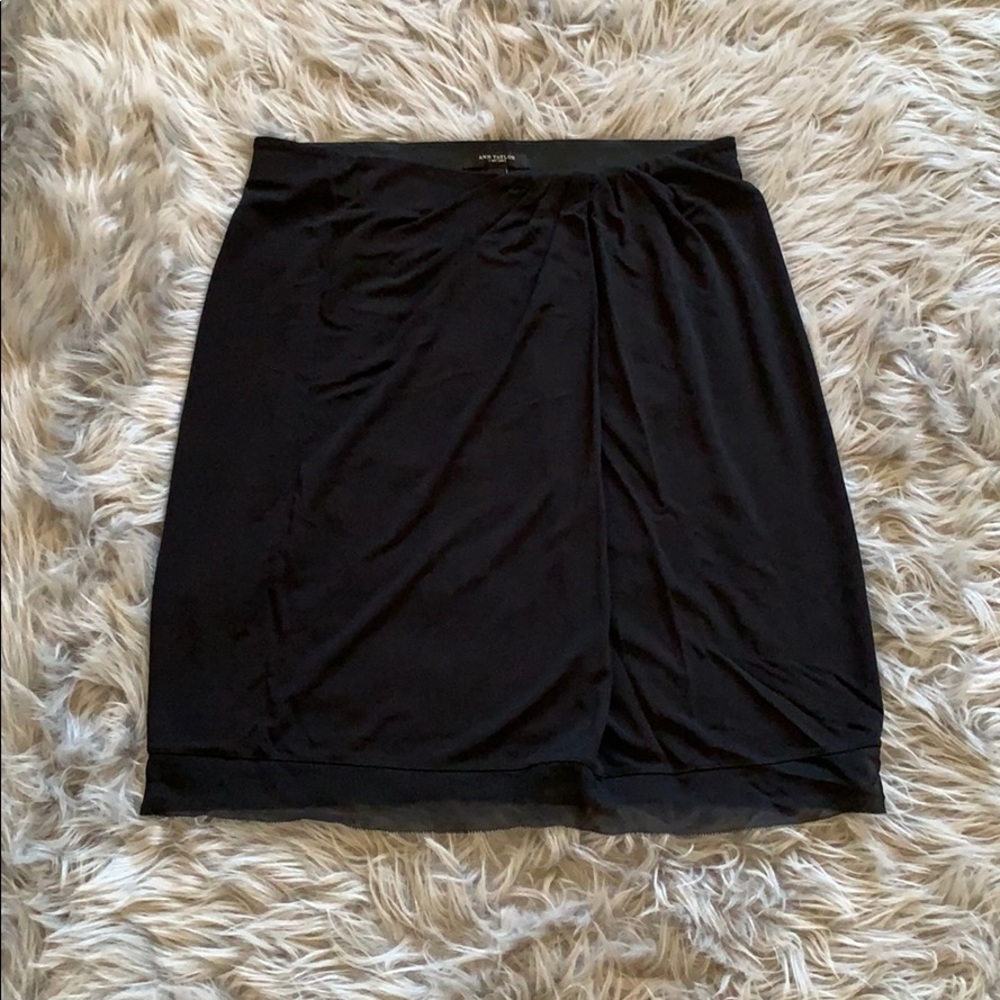 Black midi skirt